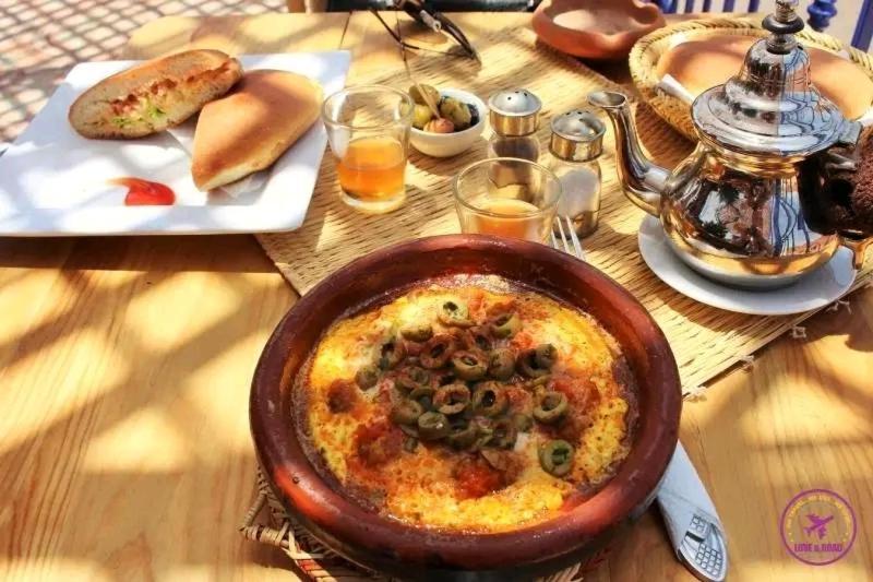 Riad Pizzeria Marhaba Akhendachou n'Ait Ouffi Экстерьер фото