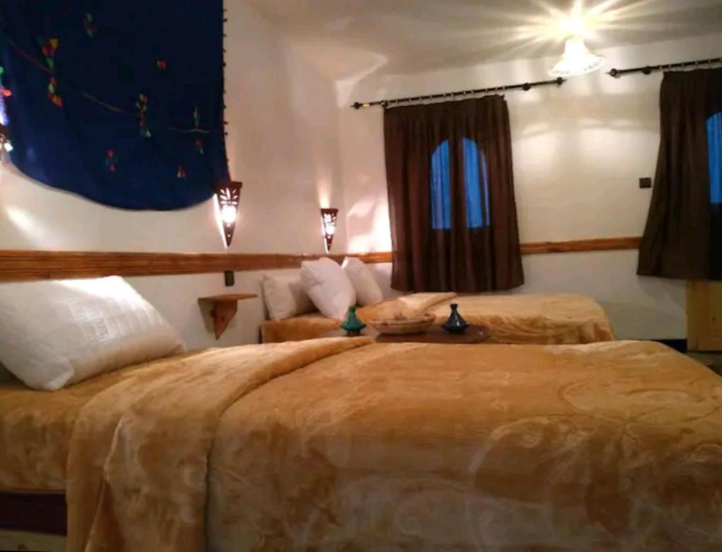 Riad Pizzeria Marhaba Akhendachou n'Ait Ouffi Экстерьер фото