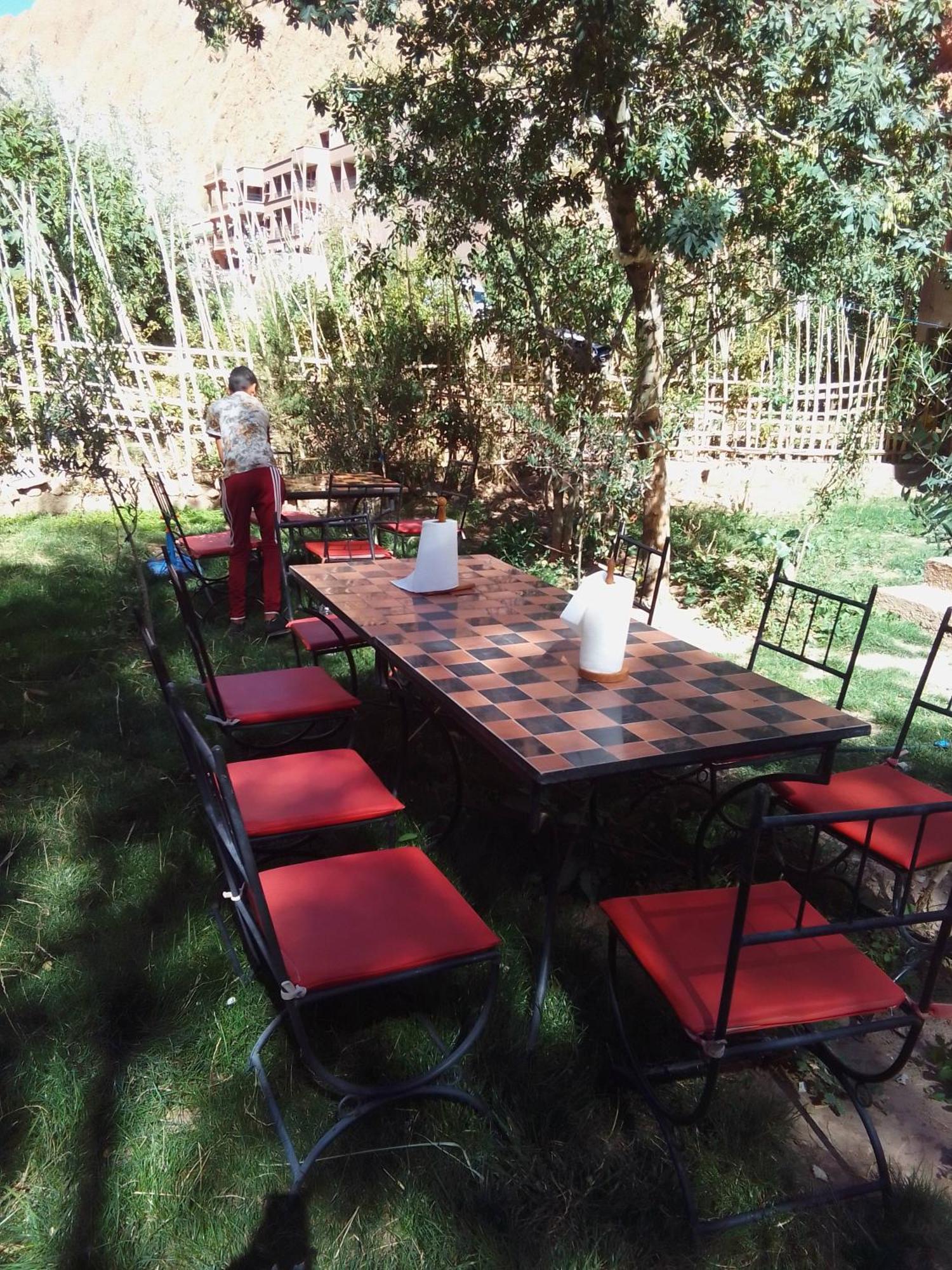 Riad Pizzeria Marhaba Akhendachou n'Ait Ouffi Экстерьер фото