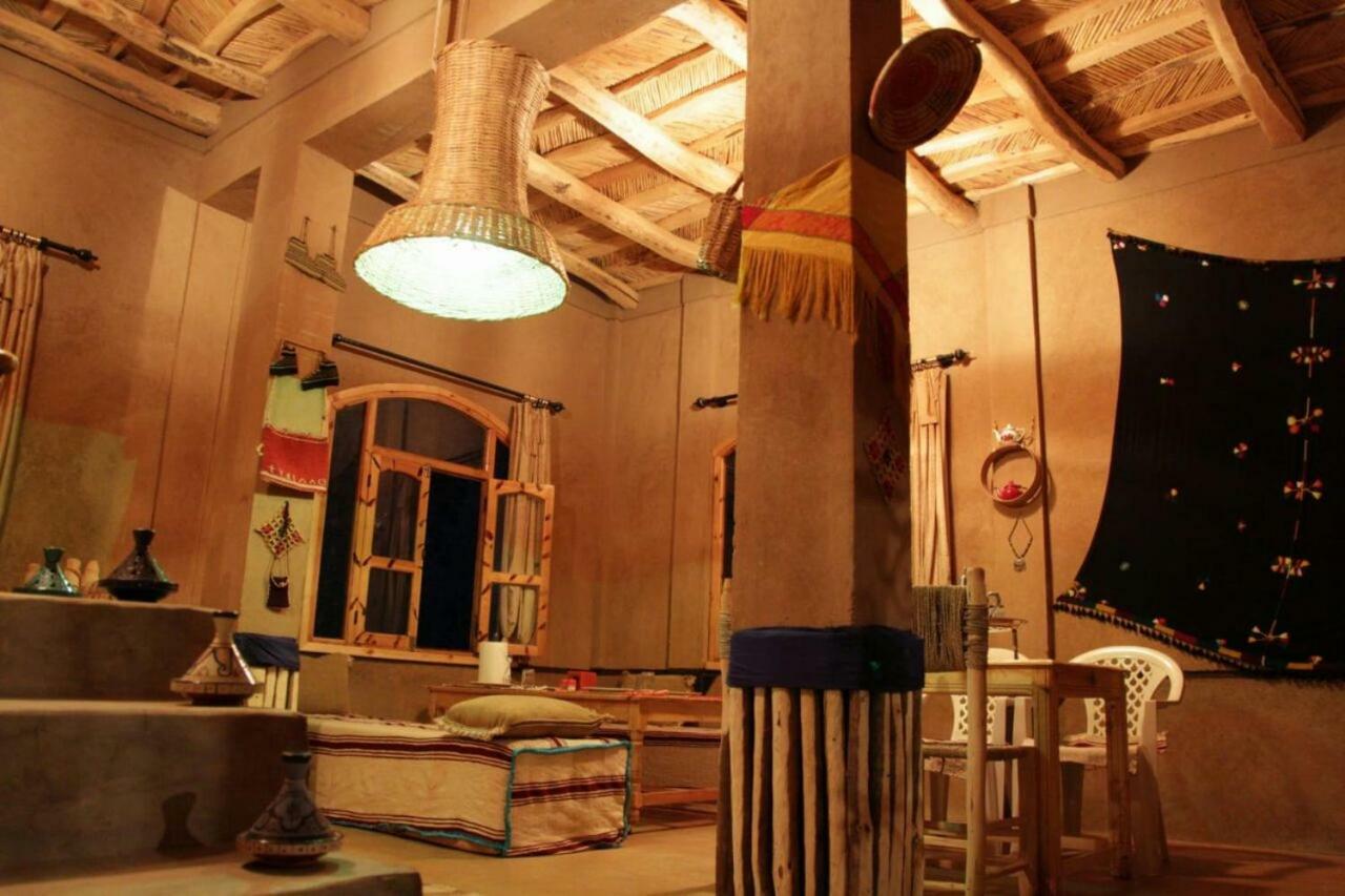 Riad Pizzeria Marhaba Akhendachou n'Ait Ouffi Экстерьер фото